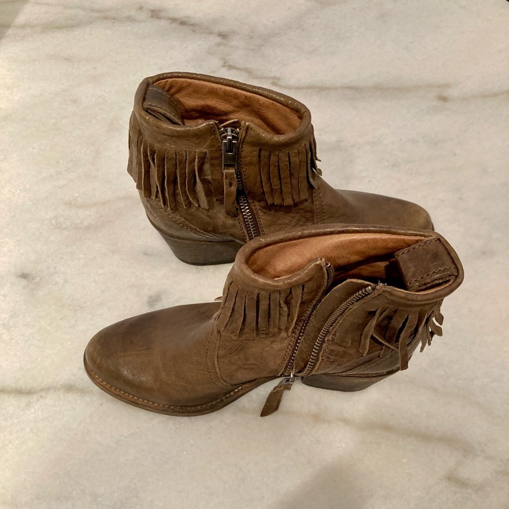All Saints Cuban Fringed Leather Ankle Booties - Picture 9 of 16